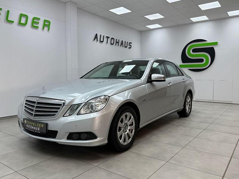 Second-hand Mercedes E250 204 CP (150 kW) 2011 Argintiu Berlinǎ
