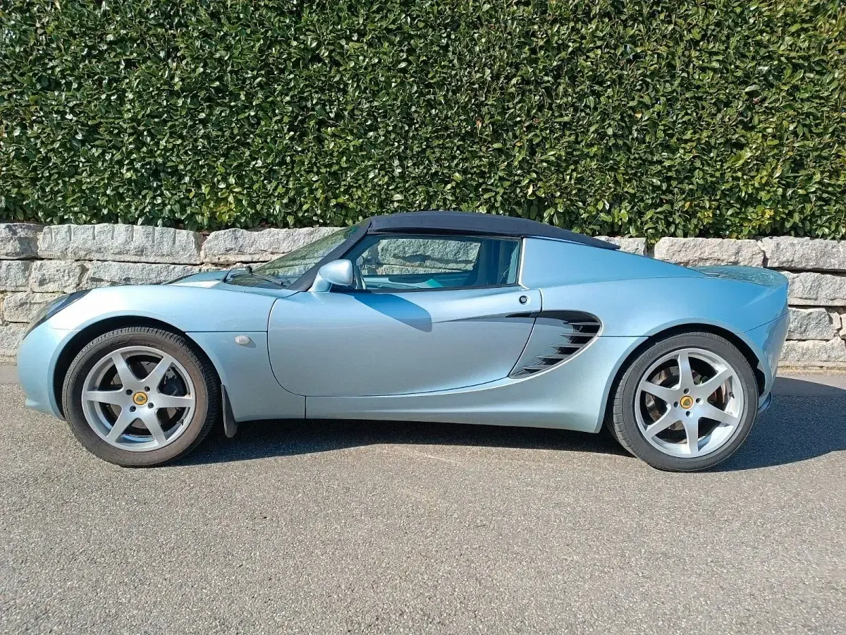 Gebraucht Lotus Elise 122 PS (89 kW) 2002 Blau Cabrio