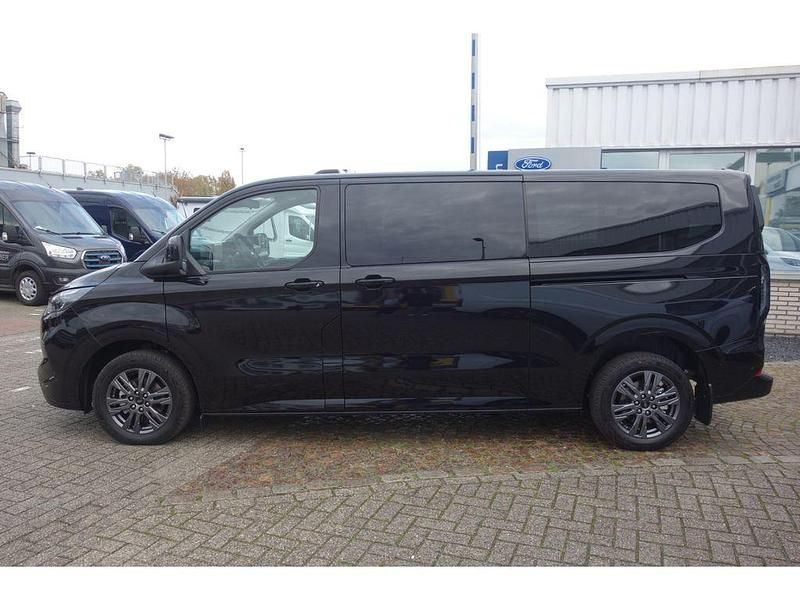 Neu Ford Tourneo Titanium 170 PS (125 kW) 2025 Schwarz Van / Kleinbus