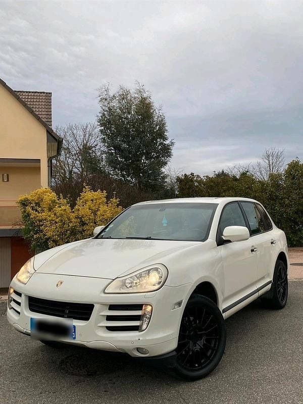 Gebraucht Porsche Cayenne 240 PS (176 kW) 2010 Weiß SUV