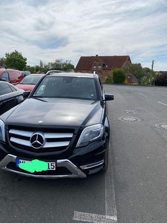 Schwarz Gebraucht 2015 Mercedes GLK220 SUV | 18.800 € (Guter Preis) - Bild 1/4