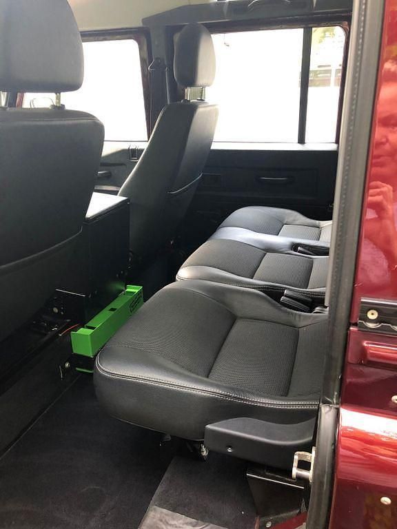 Gebraucht Land Rover Defender 122 PS (89 kW) 2015 Rot SUV