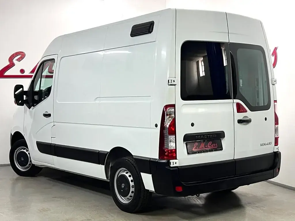 Usado Renault Master 125 HP (91 kW) 2016 Branco Van