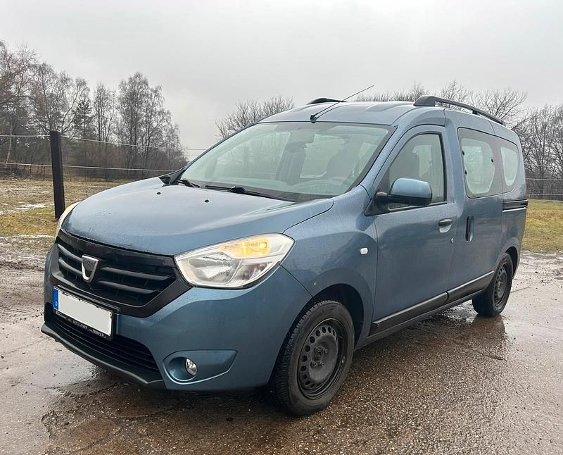 Gebraucht Dacia Dokker Lauréate 116 PS (85 kW) 2014 Blau Van / Kleinbus