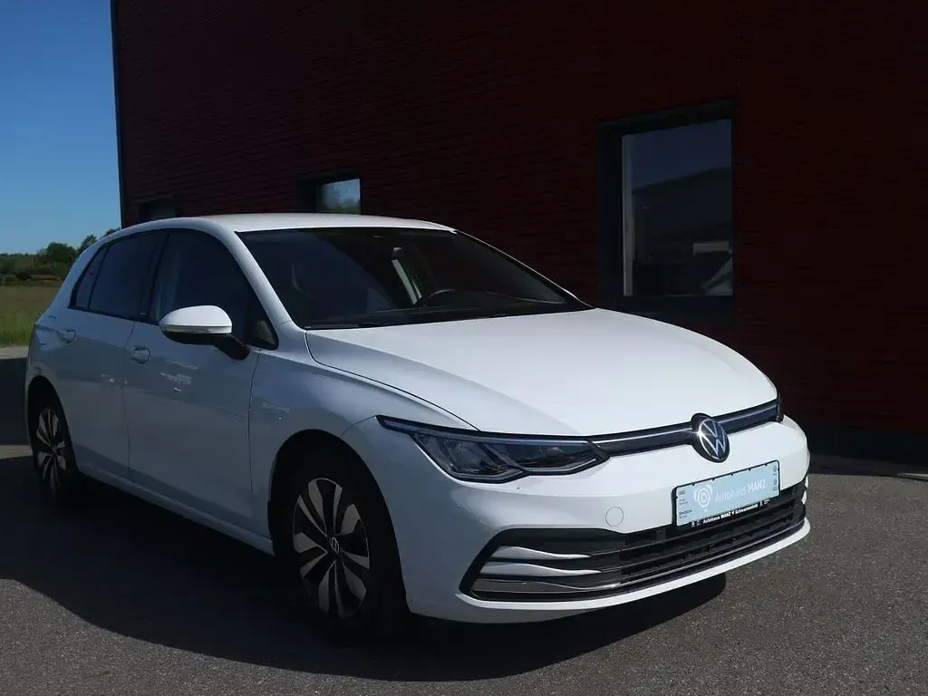 Gebraucht VW Golf VIII Move 150 PS (110 kW) 2023 Weiß Limousine