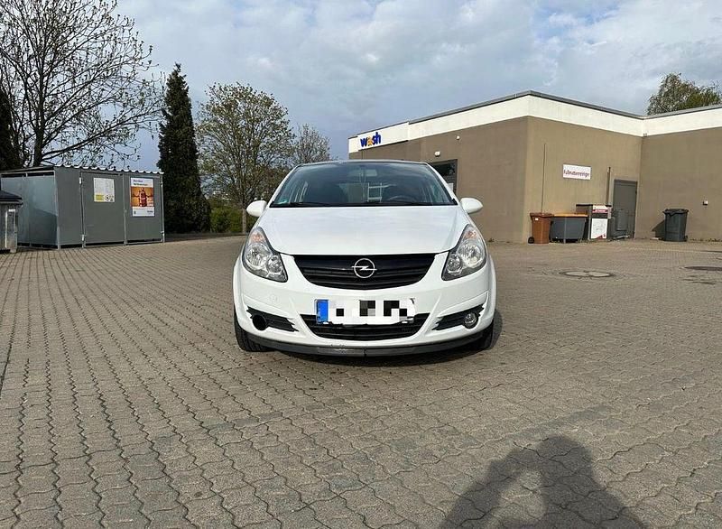 Gebraucht Opel Corsa Selection 86 PS (63 kW) 2010 Weiß Kleinwagen