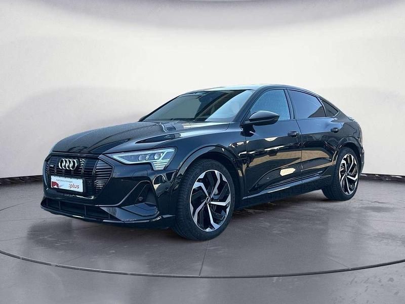 Gebraucht Audi e-tron S-Line 230 kW (313 PS) 2021 Mythosschwarz metallic SUV
