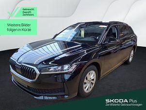 Ebony schwarz metallic Gebraucht 2025 Skoda Superb Essence Kombi | 33.790 € (Fairer Preis) - Bild 1/4