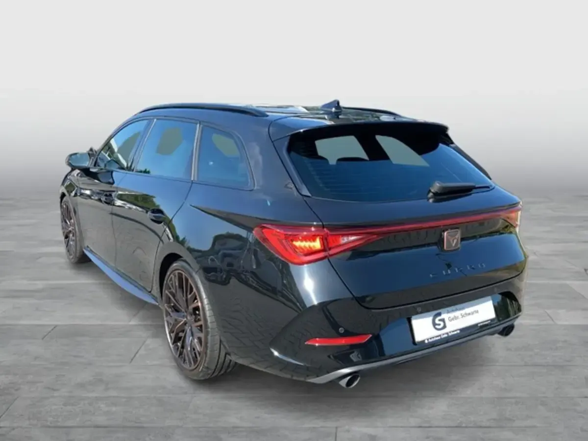 Gebraucht Cupra Leon VZ 245 PS (180 kW) 2024 Schwarz Limousine