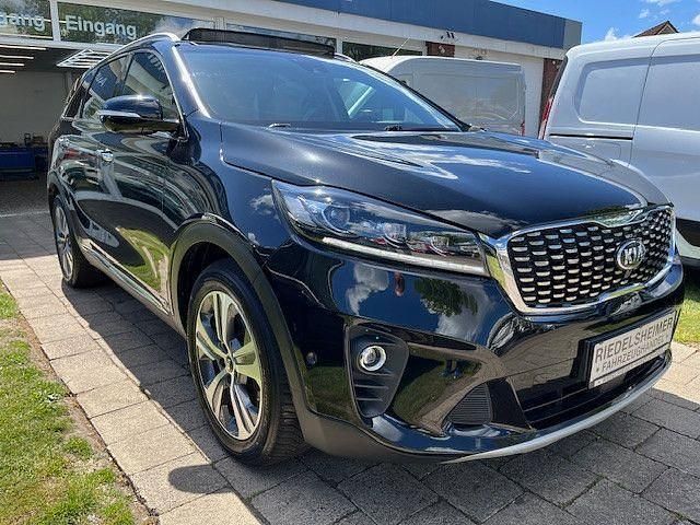 Schwarz Gebraucht 2020 Kia Sorento SUV | 18.880 € - Bild 1/4