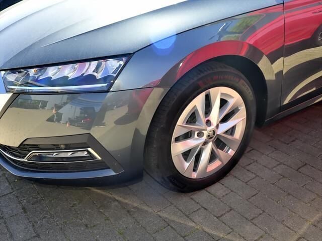 Gebraucht Skoda Octavia Style 150 PS (110 kW) 2021 Grau Kombi