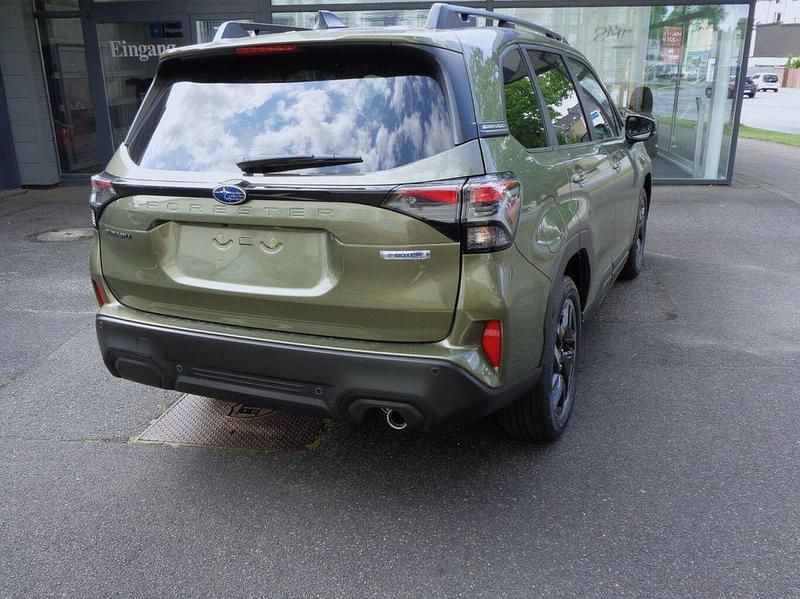 Gebraucht Subaru Forester Exclusive+ 136 PS (100 kW) 2025 Grün SUV