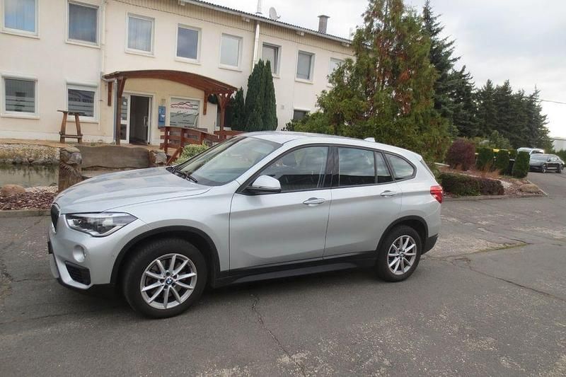 Gebraucht BMW X1 Advantage 192 PS (141 kW) 2017 Silber SUV