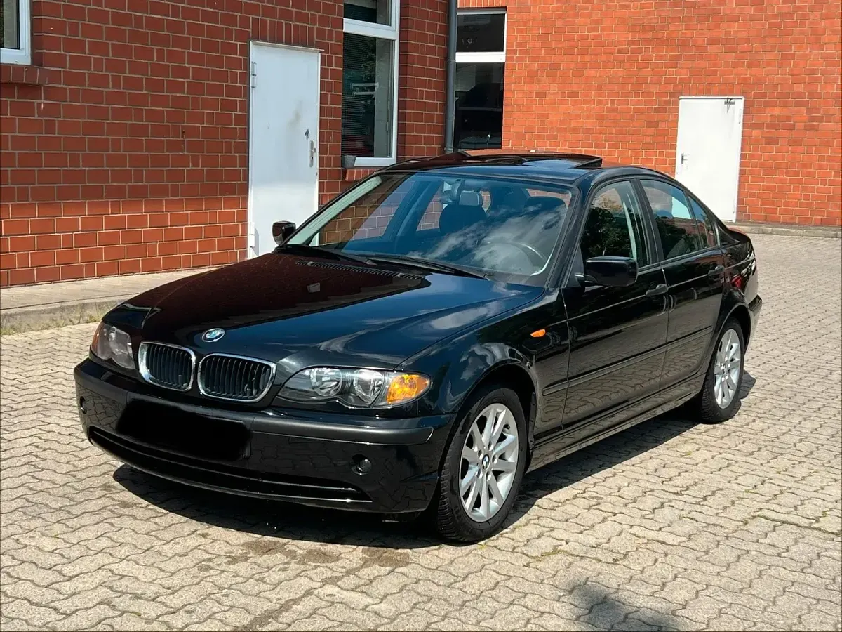 Gebraucht BMW 320 150 PS (110 kW) 2003 Schwarz Limousine