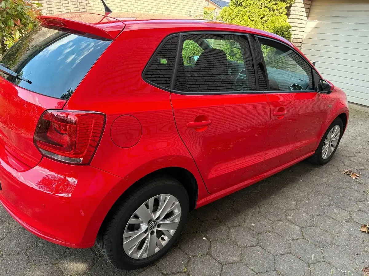 Gebraucht VW Polo Life 60 PS (44 kW) 2013 Rot Kleinwagen
