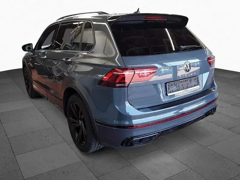 Gebraucht VW Tiguan Style 193 PS (141 kW) 2021 Grau (delfingrau metallic) SUV