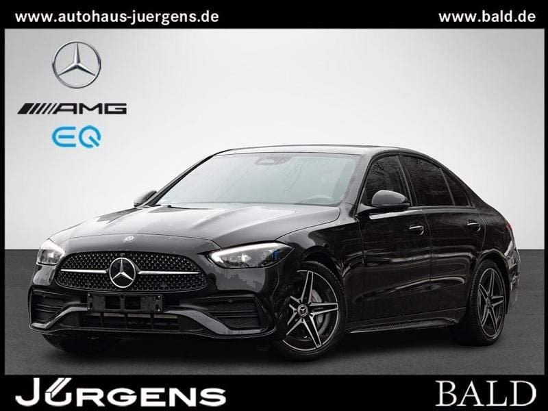 Metalliclack obsidianschwarz Gebraucht 2022 Mercedes C300 AMG Limousine | 39.880 € (Fairer Preis) - Bild 1/4
