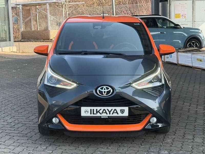 Gebraucht Toyota Aygo 72 PS (52 kW) 2020 Grau Kleinwagen