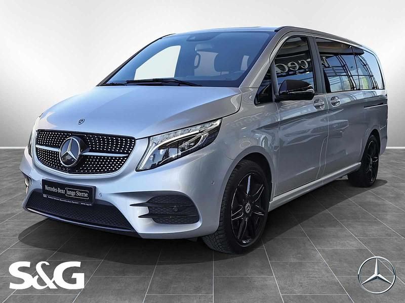 Brillantsilber Gebraucht 2021 Mercedes V300 Edition Van / Kleinbus | 51.970 € (Fairer Preis) - Bild 1/4
