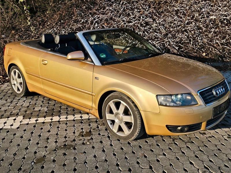 Gold Gebraucht 2003 Audi A4 Cabriolet Sport Cabrio | 2.999 € (Guter Preis) - Bild 1/4
