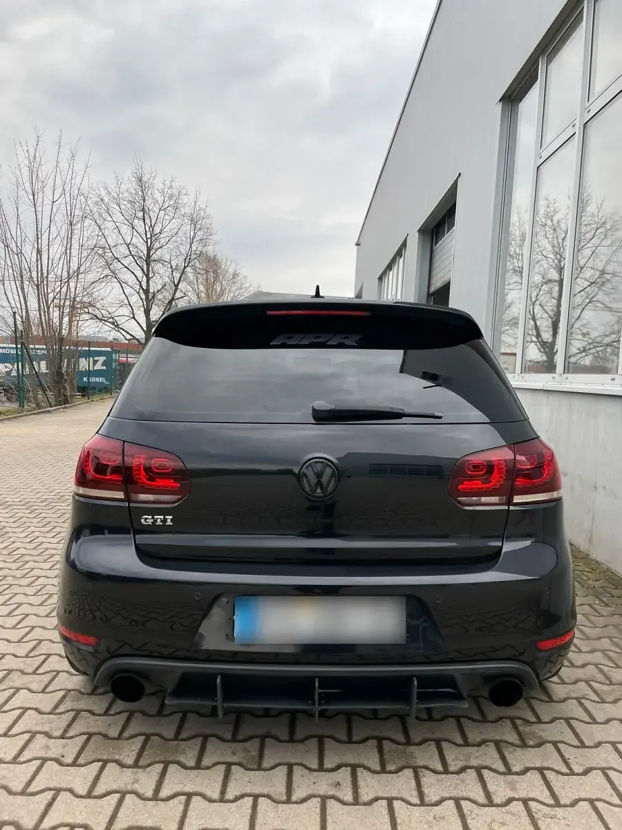 Usata VW Golf VI GTI 211 CV (155 kW) 2009 Nero Utilitaria