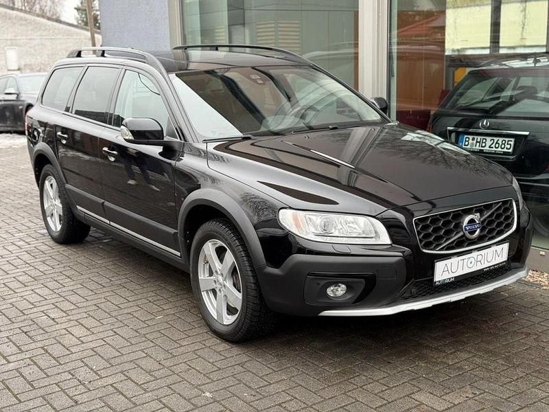 Gebraucht Volvo XC70 Linje Svart 220 PS (161 kW) 2016 Schwarz Kombi