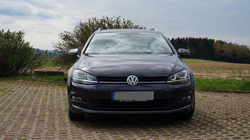 Gebraucht VW Golf VII LOUNGE 150 PS (110 kW) 2015 Grau Kombi