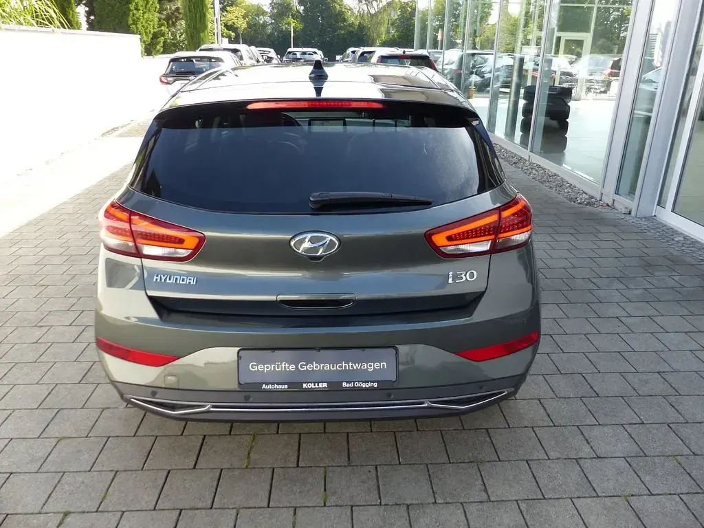 Gebraucht Hyundai i30 Prime 160 PS (117 kW) 2022 Amazon grey Limousine