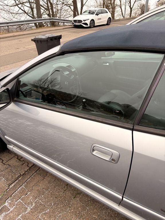 Silber Gebraucht 2001 Opel Astra Cabriolet Cabrio | 1.100 € (Guter Preis) - Bild 1/4