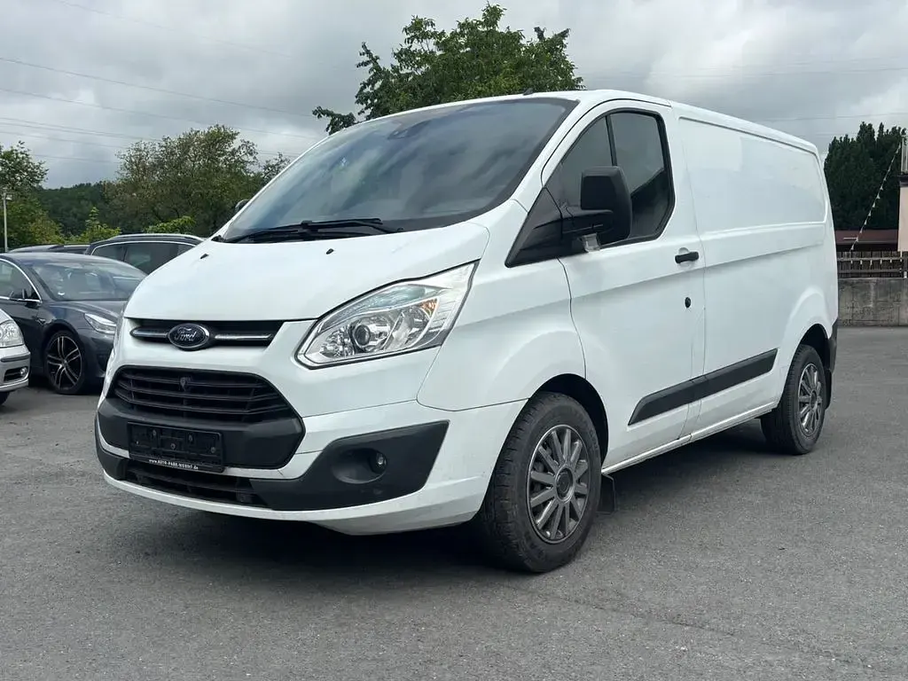 Gebraucht Ford Transit Custom Trend 155 PS (114 kW) 2015 Weiß Van / Kleinbus