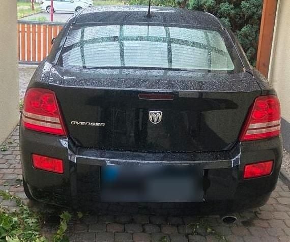 Second-hand Dodge Avenger 156 CP (114 kW) 2008 Negru Berlinǎ