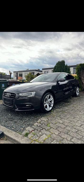 Schwarz Gebraucht 2012 Audi A5 Sportback Limousine | 12.300 € (Superpreis) - Bild 1/4