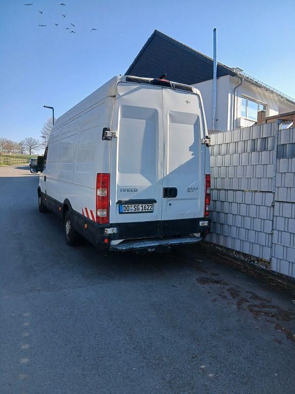 Gebraucht Iveco 35.12 116 PS (85 kW) 2009 Weiß Van