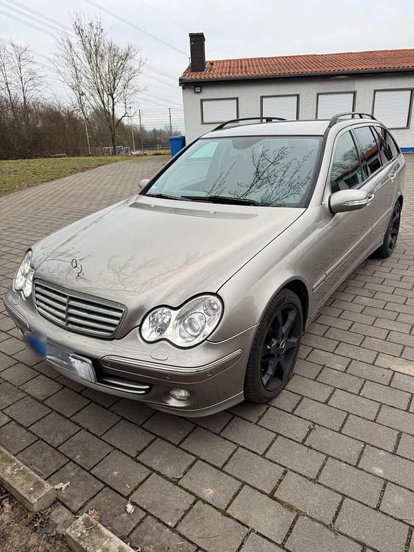 Gebraucht Mercedes C230 Elegance 204 PS (150 kW) 2006 Grau Kombi