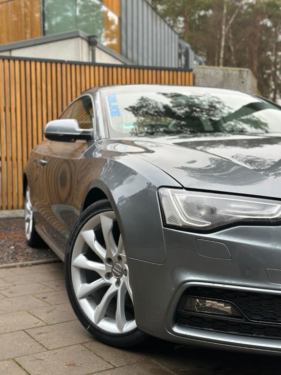 Grau Gebraucht 2013 Audi A5 S-Line Coupé | 15.900 € (Superpreis) - Bild 1/4