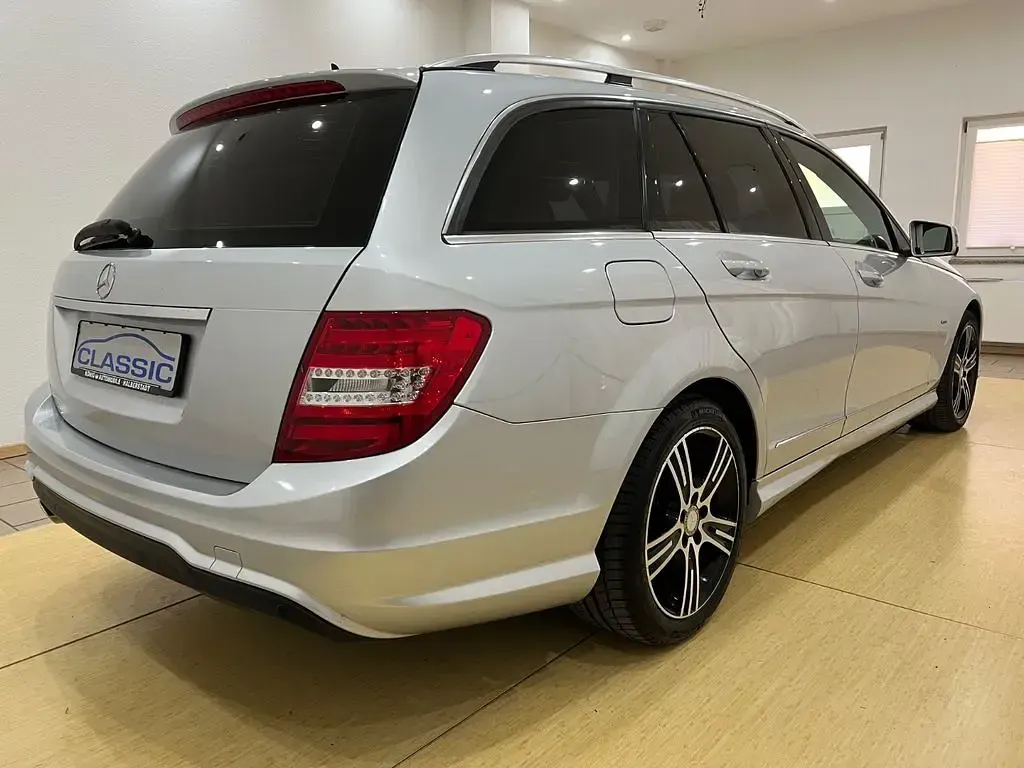 Gebraucht Mercedes C180 AMG 156 PS (114 kW) 2014 Silber Limousine