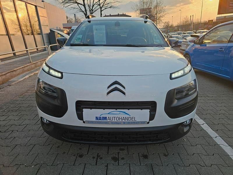 Gebraucht Citroën C4 Shine 82 PS (60 kW) 2018 Weiß SUV
