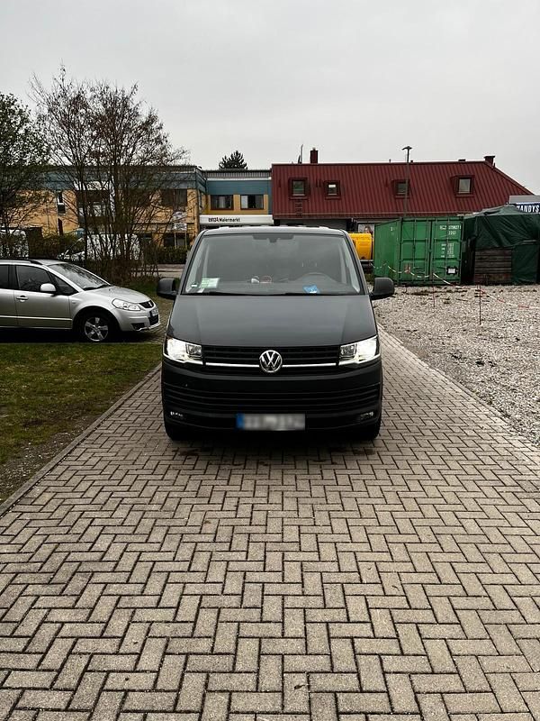 Second-hand VW Transporter 150 CP (110 kW) 2019 Gri Van