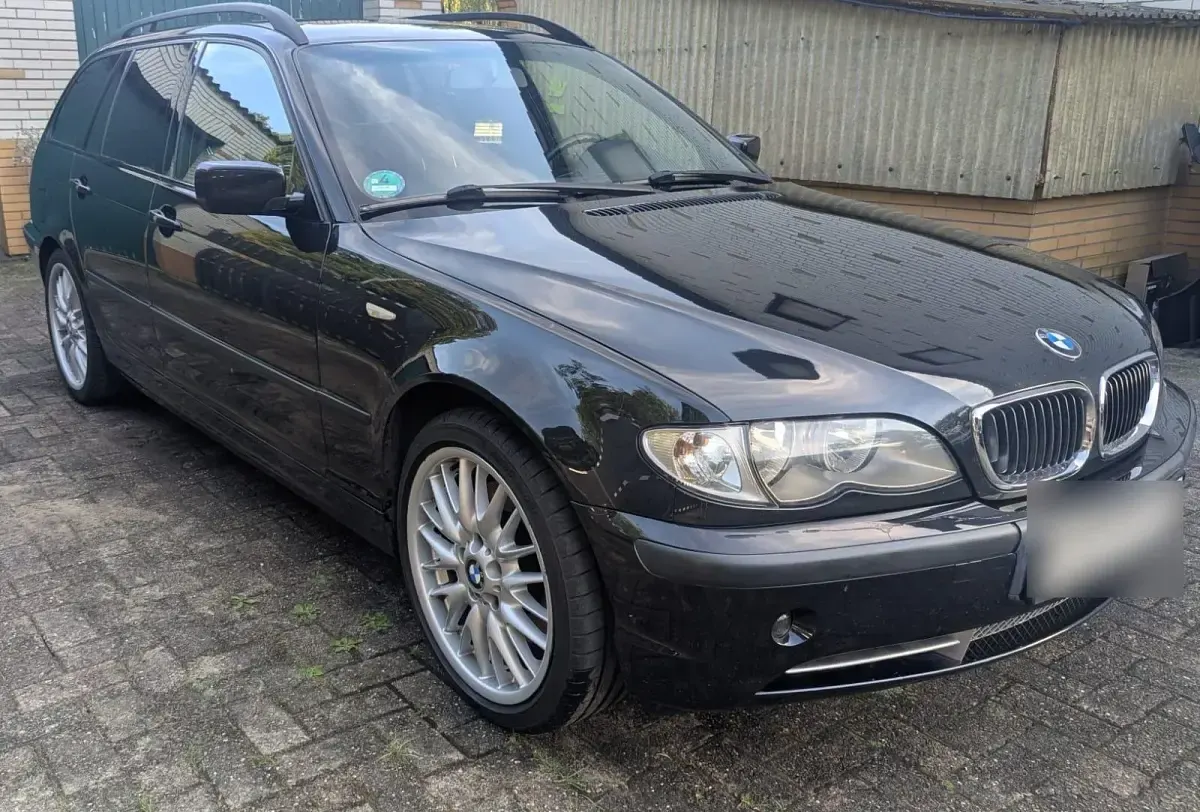 Gebraucht BMW 330 Shadowline 231 PS (169 kW) 2002 Schwarz Kombi