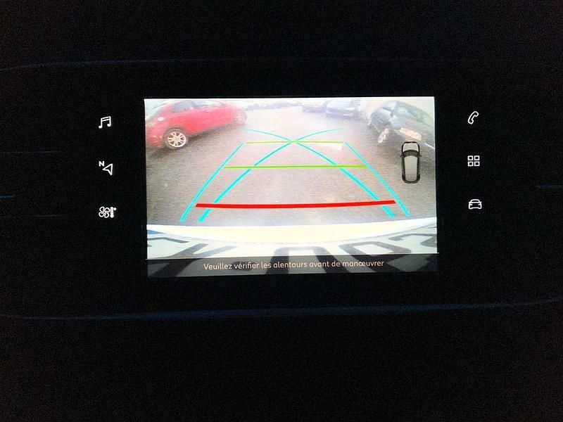 Gebraucht Peugeot 308 131 PS (96 kW) 2018 Weiß Limousine