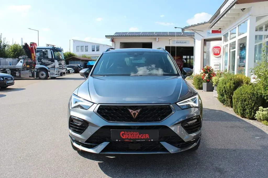 Gebraucht Cupra Ateca Basis 190 PS (139 kW) 2024 Grau SUV