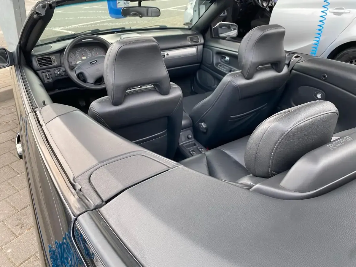 Gebraucht Volvo C70 197 PS (144 kW) 2004 Schwarz Cabrio