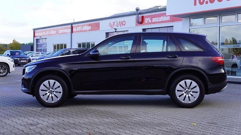 Gebraucht Mercedes GLC350 320 PS (235 kW) 2018 Schwarz SUV