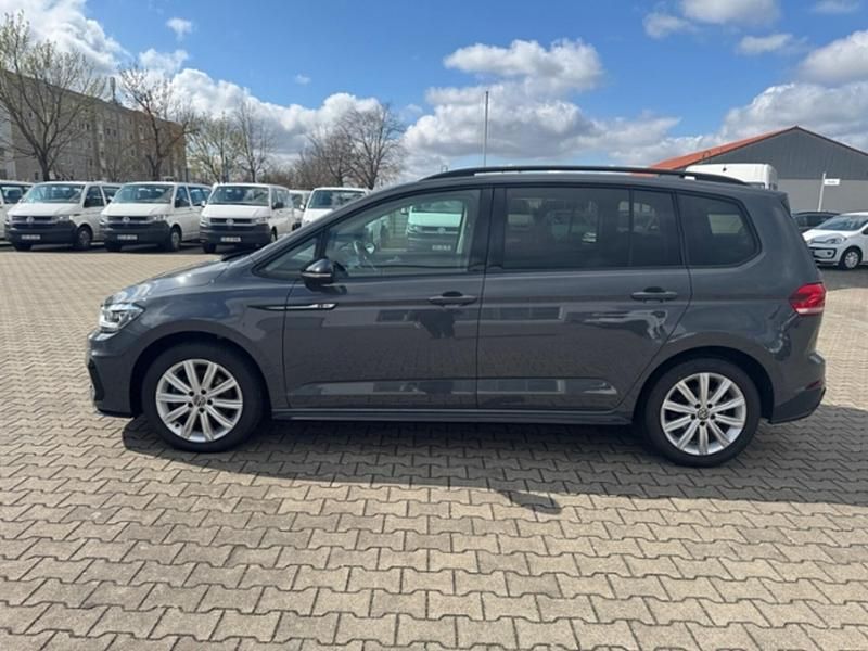 Gebraucht VW Touran Highline 150 PS (110 kW) 2022 Van / Kleinbus