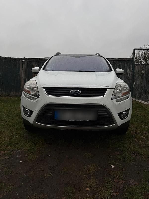 Gebraucht Ford Kuga 163 PS (119 kW) 2010 Weiß SUV