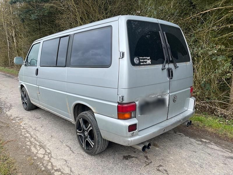 Second-hand VW T4 151 CP (111 kW) 2001 Argintiu Van