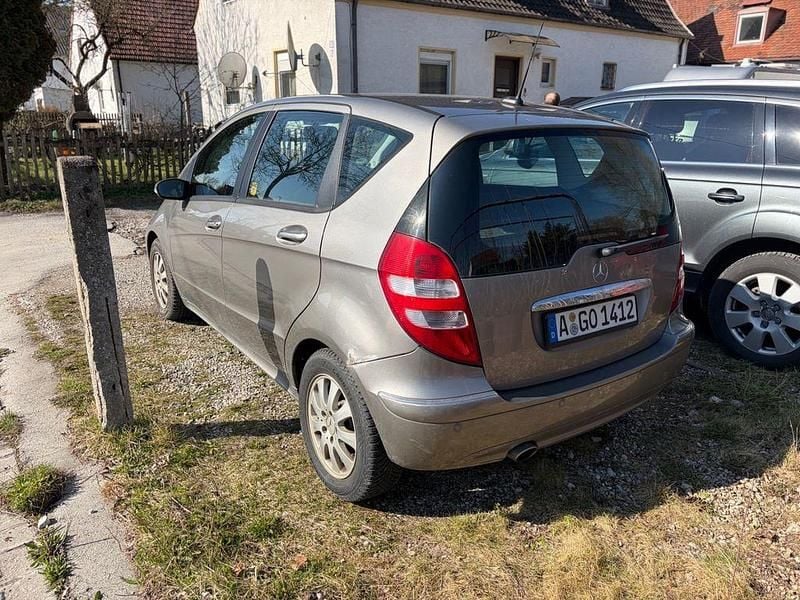 Gebraucht Mercedes A170 Elegance 116 PS (85 kW) 2006 Grau Van / Kleinbus