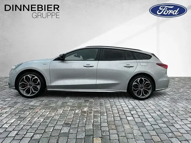 Nowe Ford Focus ST-Line X 155 KM (114 kW) 2025 Srebrny Sedan/Limuzyna