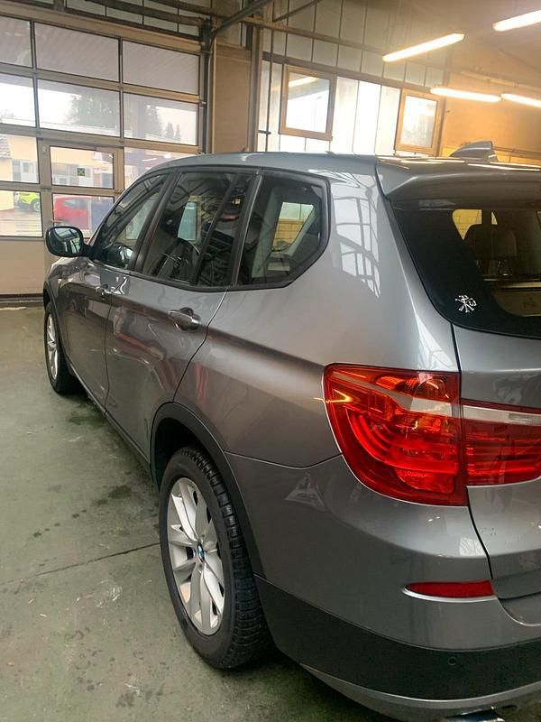 Gebraucht BMW X3 190 PS (139 kW) 2013 Grau SUV