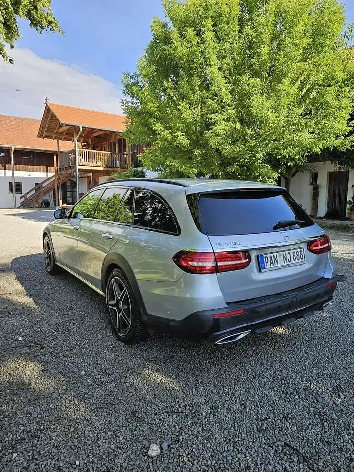 Gebraucht Mercedes E400 Avantgarde 330 PS (242 kW) 2023 Silber Kombi